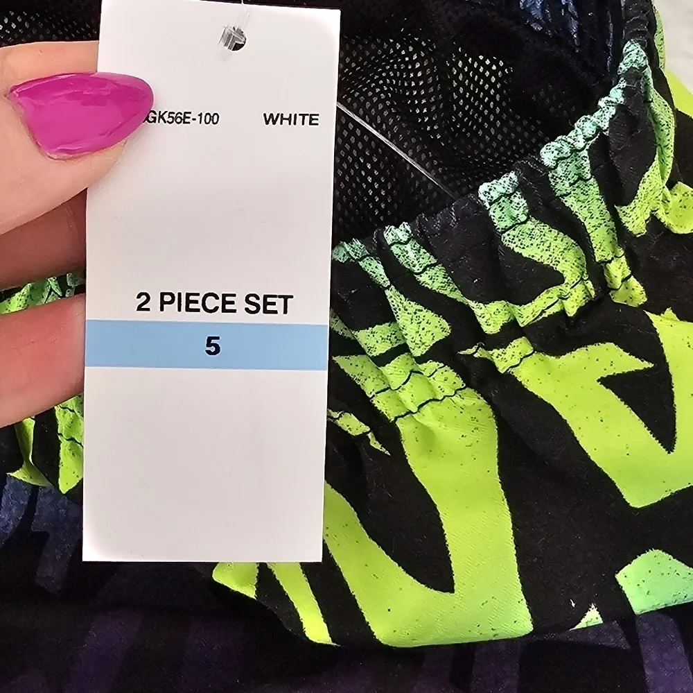 Under Armour Neon Graphic Boys Swim Trunks Size 5 NWT *Only Trunks